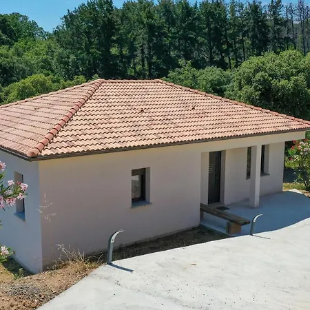 Holiday home Beautiful In Isolaccio